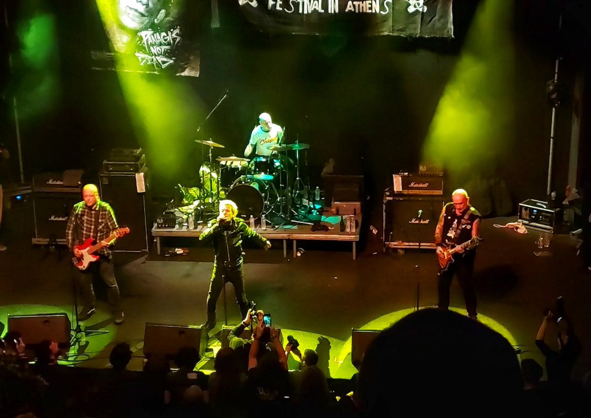 RockNRollTown's tweet photo. 🎫 📸 The Final 𝕍𝕚𝕧𝕖 𝕃𝕖 ℙ𝕦𝕟𝕜 ℝ𝕠𝕔𝕜 𝔽𝕖𝕤𝕥𝕚𝕧𝕒𝕝 2025 ~ @MerylStreek 🤘🏻 / Feral Kids 🤘🏻 / @gbhuk 🤘🏻
📷 @Stevil_X
#RnRT #RockNRollTown #RnRTWasThere #ViveLePunkRockFestival2025 #MeryStreek #FeralKids #GBH #GBHLive #GBHLiveInGreece #Music #LiveReport #PhotoReport https://t.co/ObBLBgEsH2