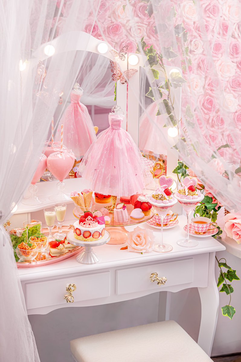 🍓🎀🍃 Princess Afternoontea 3/3-4/28 全席チュールカーテン付き