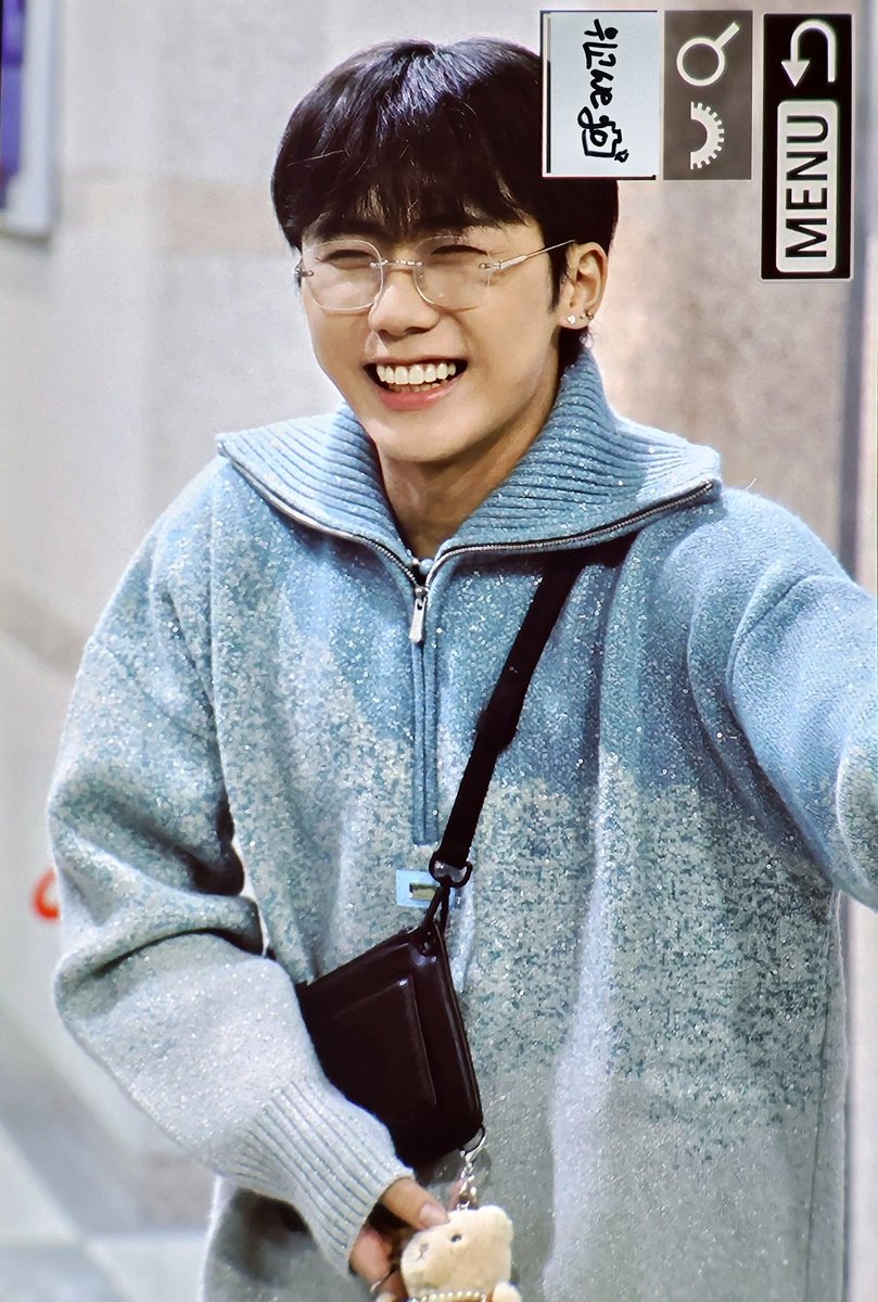 250218 라디온어스 #종형 출근 Preview

종형이 웃는거 진짜 너무 예뻐🩵