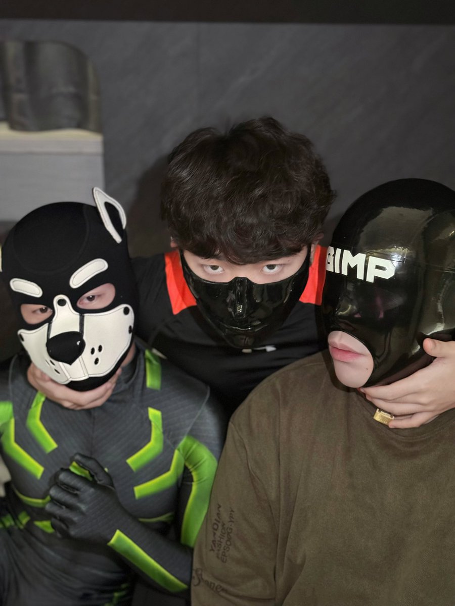 掌中玩物🐶
🐇<a href="/PupJuTu12138/">✌✌✌✌</a> 
🐕‍🦺<a href="/William_Sumuyu/">白宇（无脑版）</a> 
📷<a href="/hkm05i/">1_77</a>