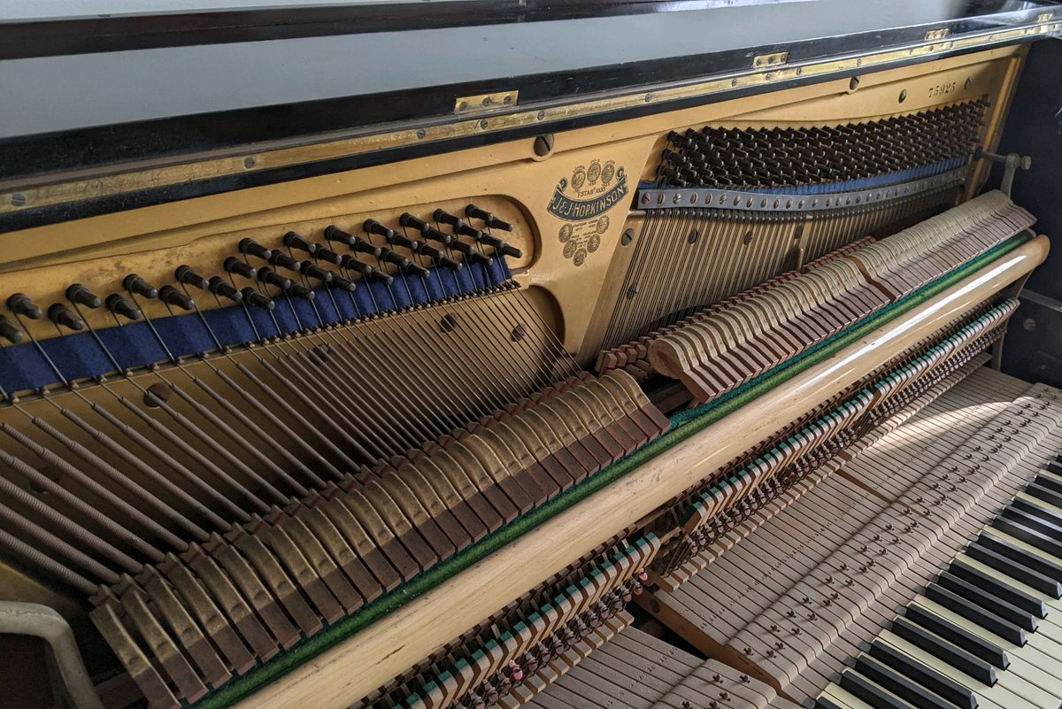 pianotunermjr's tweet image. 🎹 Piano Tuning in kettley bank, Telford, Shropshire 🎹 
Tuning a 'J &amp;amp; J Hopkinson' Upright Piano dating from 1925
#pianotuners #piano #hopkinson  #pianotuner #pianotuning #classical #musicians #classicalpiano #pianist #Telford #Shropshire #repair #tuning #instruments #ketley