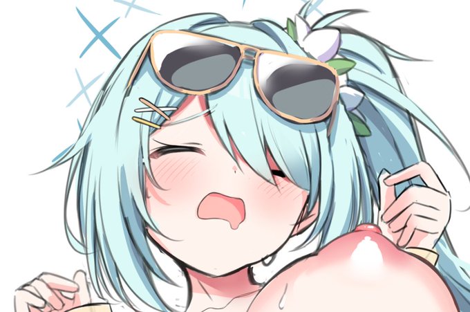 ヒヨリの差分をfanboxに公開しました!
(リンクはリプ欄にて 