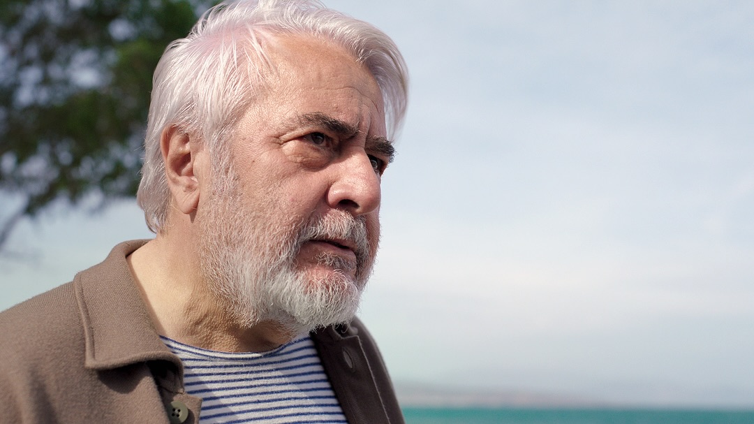 GkEfA84W0AAOWCx?format=jpg&name=medium