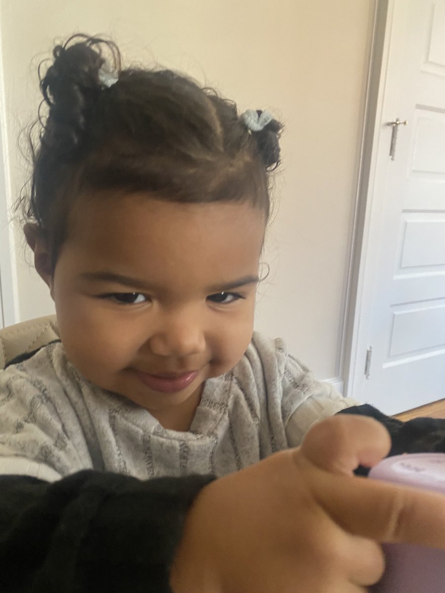 My baby when she’s up to no good 🙃💖
