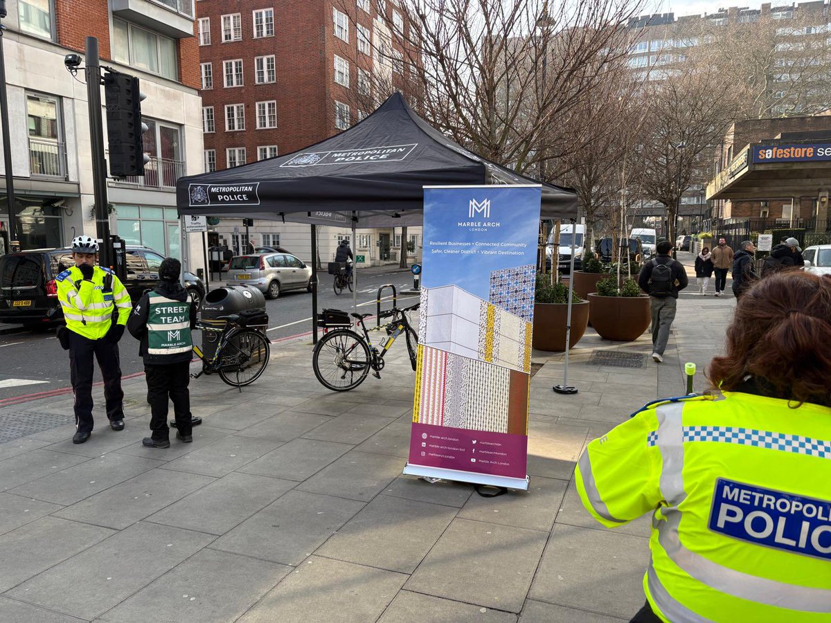 MarbleArchLDN's tweet image. Join us and @MPSHydePark today until 1.30pm at Burwood Place and register your bike with @bikeregister 🚴 
marble-arch.london/news/bike-mark…

#BikeMarking #Cycling