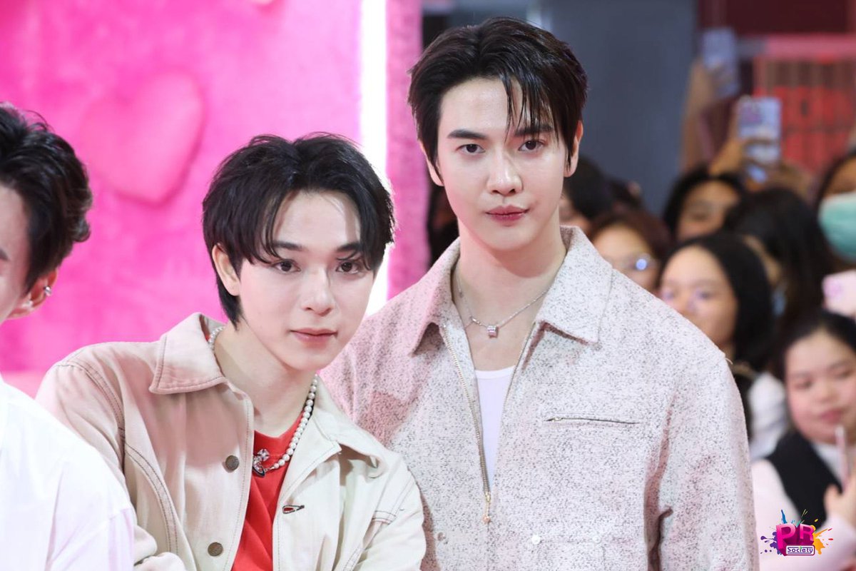 ggiftzyy99's tweet photo. โจฮันนอร์ธ                                 แม็กกี้บาส

SIAM CENTER VDAY 4EVERYOU
#SiamCenterxFoureveryou https://t.co/jQAVXKOaTi