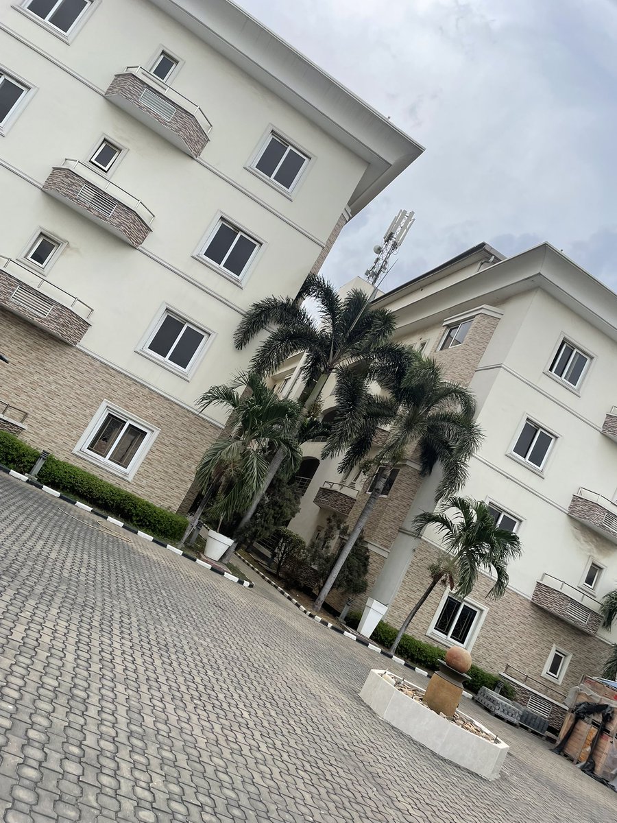 UncleGeeOfZion's tweet image. There's something exciting about every property inspection—the thrill of finding the perfect space, the attention to detail, and the joy of matching clients with their dream homes.
#PentHouseView
#BananaIslandProperty
#CrownRealEstate
#RealEstate