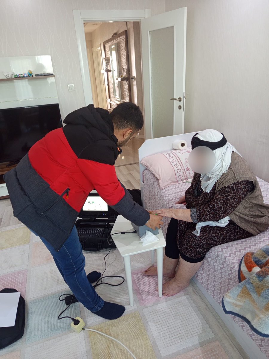 #AdresteNüfusHizmeti kapsamında büyüklerimize adreslerinde hizmet vermeye devam ediyoruz.

<a href="/TCNufus/">Nüfus ve Vatandaşlık İşleri Genel Müdürlüğü</a> 
<a href="/Yunus__ATAMAN/">Yunus ATAMAN</a> 
<a href="/yenisehirkaym21/">Diyarbakır-T.C.Yenişehir Kaymakamlığı</a> 
<a href="/cagriavci_/">ÇAĞRI AVCI</a> 
<a href="/diyarbakir_nvi/">Diyarbakır İl Nüfus ve Vatandaşlık Müdürlüğü</a> 
#HayatınızınHerAnında