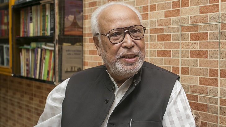 বঙ্গবন্ধু পরিবারের কারোর নেতৃত্বে শত বছরেও আওয়ামী লীগ মাথা তুলে দাঁড়াতে পারবে না