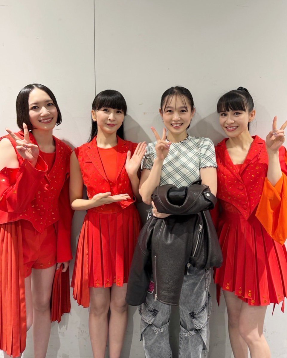 knowprfm's tweet photo. 僕の青春を支えてくれた最高の4人です🥹🥹🥹 @perfumeofficial @kanayanofficial https://t.co/rj0Q5GnCD9