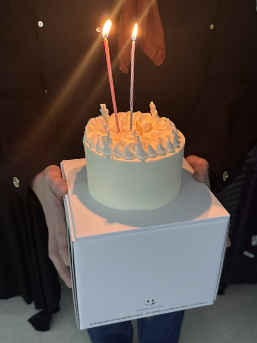 [#이션] 컴백했어용 잘부탁드립니다🧡