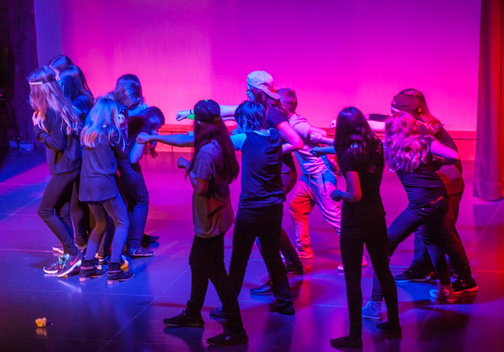 198 neue #CultureConnected-Projekte starten!
9.300 Schüler/innen erleben Kunst &amp; Kultur hautnah – dank @BMBWF &amp; dem OeAD. Kreativität fördern, Talente entdecken! 
Mehr unter presse.oead.at
#KulturelleBildung #SchuleTrifftKultur
© Johann Reifberger
