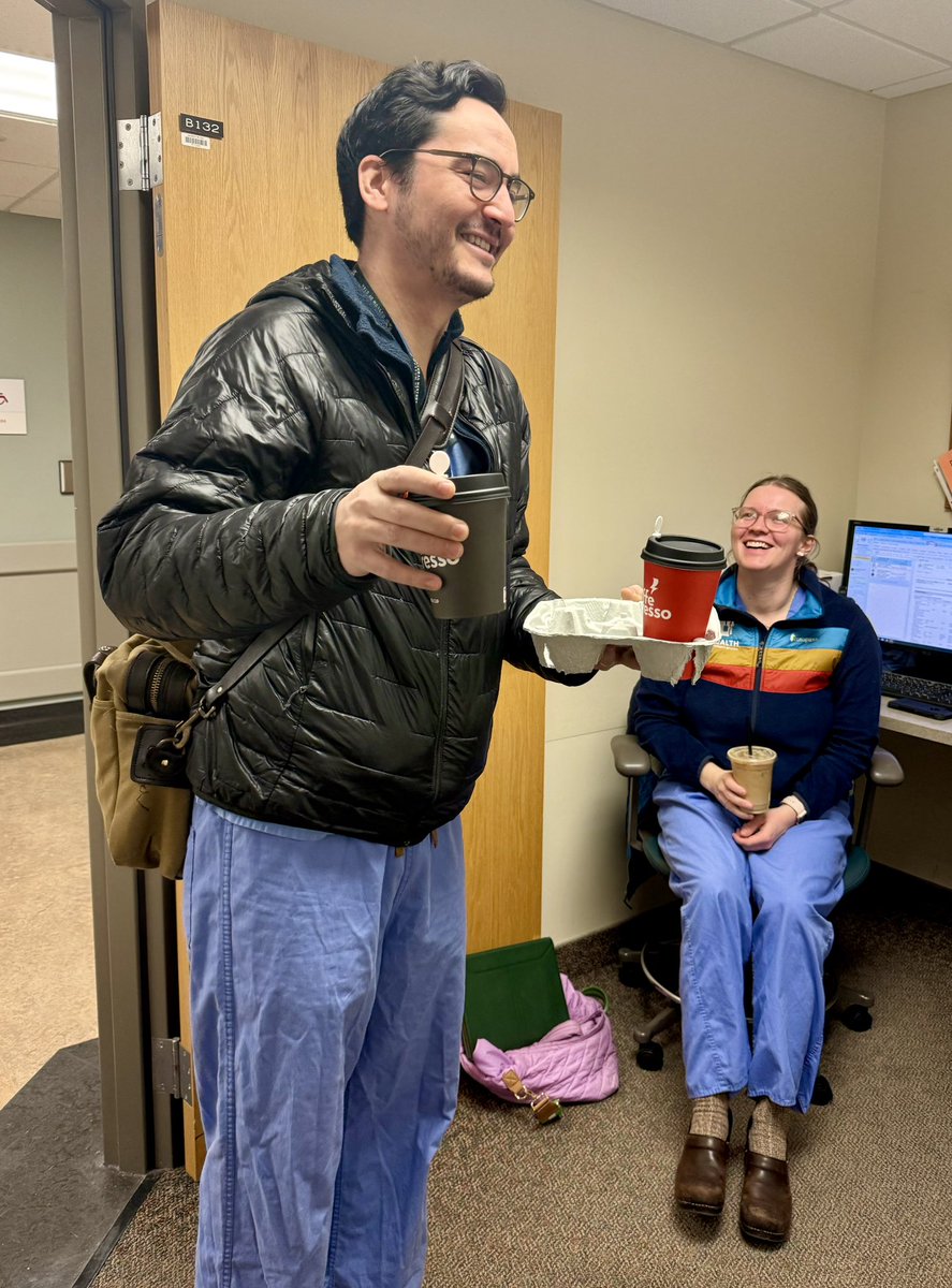 University of Utah GI Fellowship (@utahgifellows) on Twitter photo Former 🌟 GI fellow and now attending extraordinaire <a href="/j_dubroff/">J. DuBroff, MD, MPH</a> kickstarting a busy day on the GI consult service by bringing ☕️for our residents and fellows!
Thank you Dr. Dubroff!
<a href="/KByrneGastroMD/">Kathryn R Byrne, MD</a> Former 🌟 GI fellow and now attending extraordinaire <a href="/j_dubroff/">J. DuBroff, MD, MPH</a> kickstarting a busy day on the GI consult service by bringing ☕️for our residents and fellows!
Thank you Dr. Dubroff!
<a href="/KByrneGastroMD/">Kathryn R Byrne, MD</a>