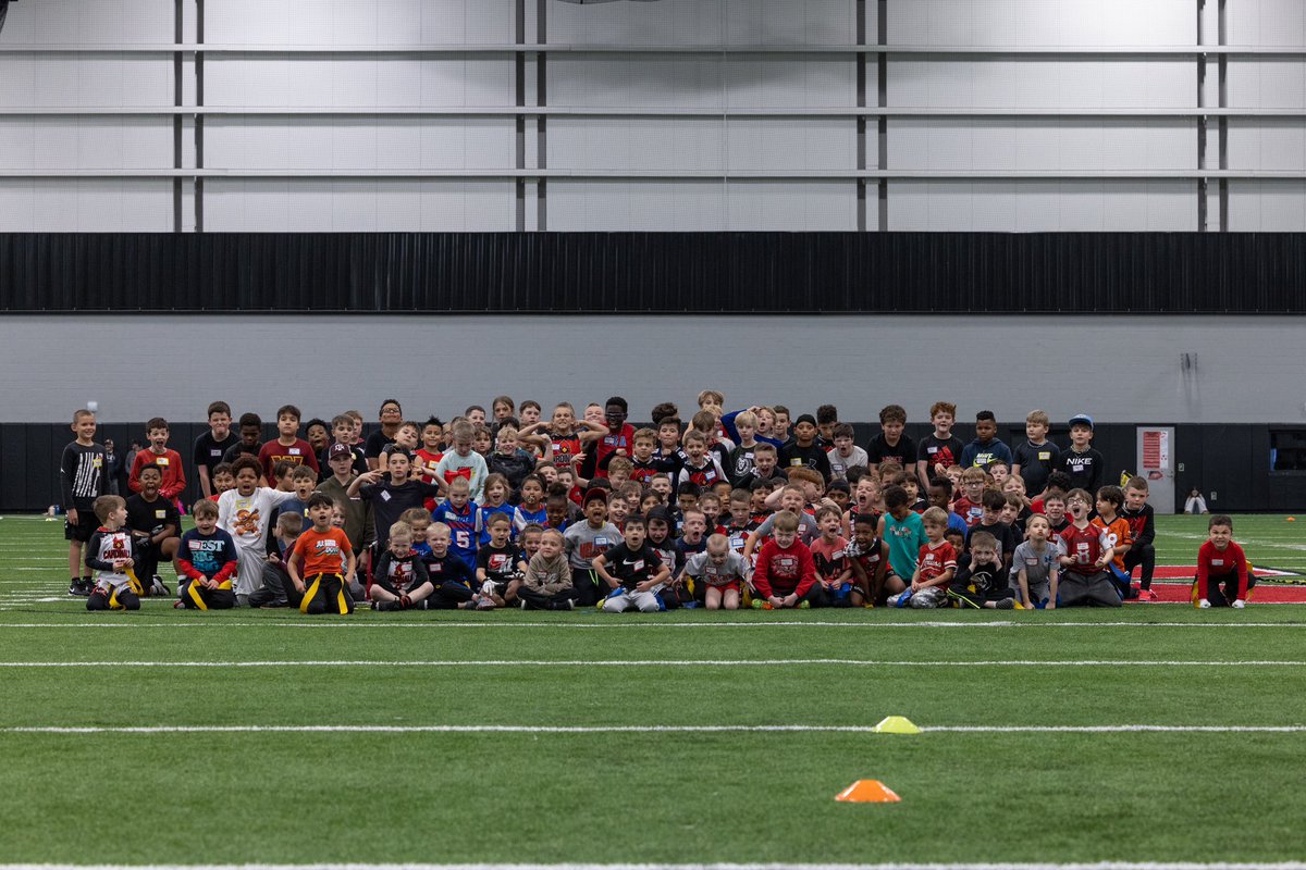 zachstinton's tweet image. Big shoutout to coaches @MattNally1 and Hemsley for coming out and supporting our youth FB program. 

No doubt, these little #MelissaCardinals will be ready to go when they hit middle school.

#NextGen #RedRed #CardinalNationFootball