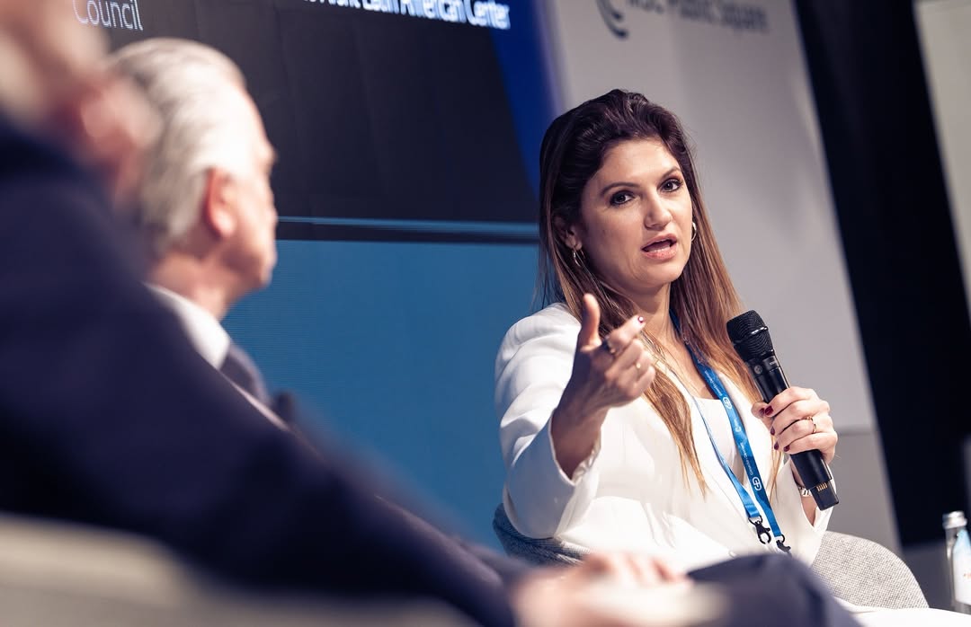 ErikaMouynes's tweet photo. 🌟 Participando en la Conferencia Global de Seguridad en Alemania, donde se dieron cita 30 jefes de estado, 150 ministros y los principales medios y editoriales del mundo. 
🇵🇦 en el 🌎 
@munsecconf 
#harvarduniversity https://t.co/AUAKBnC41T