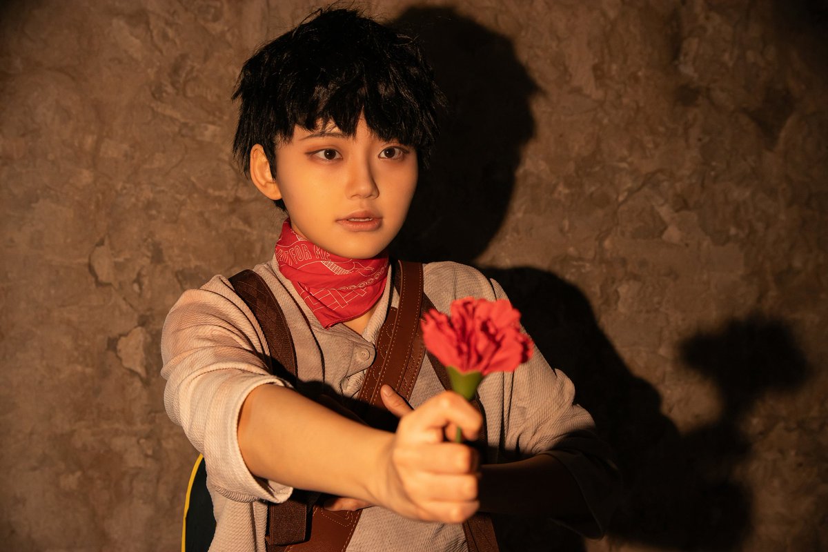 🚂𝐇𝐀𝐃𝐄𝐒𝐓𝐎𝐖𝐍🌹
오르페우스

내가 갈게 기다려
내 발걸음 소리가 
저 벽을 타고 울려 
북소리처럼
#하데스타운 #hadestown 
p.b. <a href="/ChungC_Cos__/">청청</a>