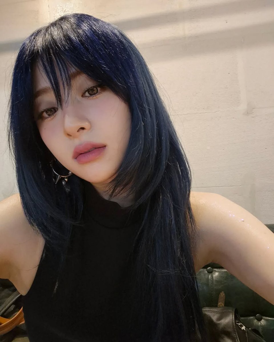 Pois, me atrevo a dizer que estou servindo muito cunt ✨️