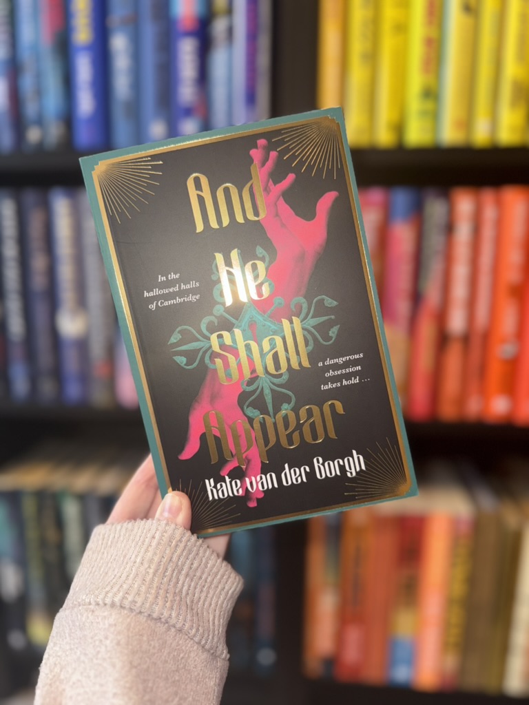 secret_bookblog's tweet photo. ✨✨ NEW BOOK MAIL ✨✨

The books in this week’s round-up are:

💌Determination by @itsmetawseef
💌And He Shall Appear by @kvdborgh
💌North is the Night by @emilyrathbooks 

Full review⬇️
https://t.co/u8Oyoqz0Ki

Purchase link⬇️
https://t.co/oZ91GMTM7u

#Determination #TawseefKhan #ContemporaryBooks #BonnierBooks #AndHeShallAppear #HorrorBooks #4thEstateBooks