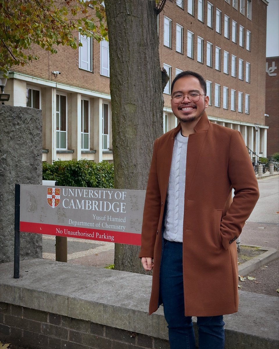 Angelo Victoria (@gelomerase) on Twitter photo Very happy and excited to begin my Postdoc in <a href="/JZhangLab/">Jenny Zhang</a> <a href="/ChemCambridge/">Cambridge Chemistry</a>! Funny how years of studying Biology led me to Chemistry. I’m truly grateful for the privilege of being part of this world-leading institution and do interdisciplinary science.⚡️🦠 <a href="/Cambridge_Uni/">Cambridge University</a> Very happy and excited to begin my Postdoc in <a href="/JZhangLab/">Jenny Zhang</a> <a href="/ChemCambridge/">Cambridge Chemistry</a>! Funny how years of studying Biology led me to Chemistry. I’m truly grateful for the privilege of being part of this world-leading institution and do interdisciplinary science.⚡️🦠 <a href="/Cambridge_Uni/">Cambridge University</a>