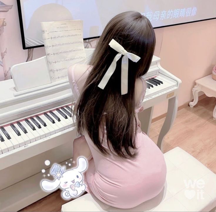 sakunelle's tweet photo. Making an Ed gc to be ready before graduation pics and summer!
♡ +14/-19
♡ You must be active
♡You must update ur weight daily in a google sheet
♡ if u gain weight ur kicked out
♡ Should never go above the daily cal intake written above.
——— ♡ &amp; ↻&amp;💬 to be added ౨ৎ https://t.co/7adErbYfyq