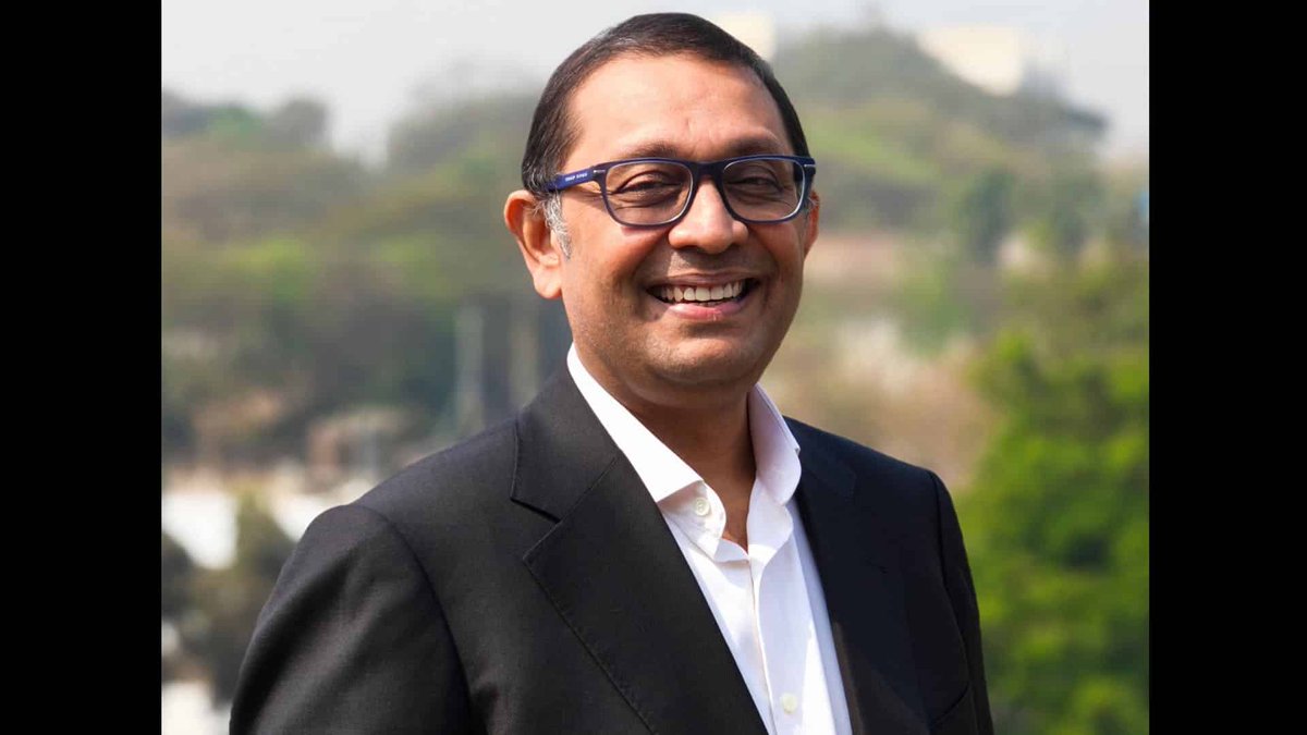 MfrgTodayIndia's tweet image. Suresh Ramani joins DP World as CCO for logistics. To know more, click here: tinyurl.com/2pnhjazk

#ChiefCommercialOfficer #LogisticsinSubcontinent #GlobalSupplyChains #Appointment