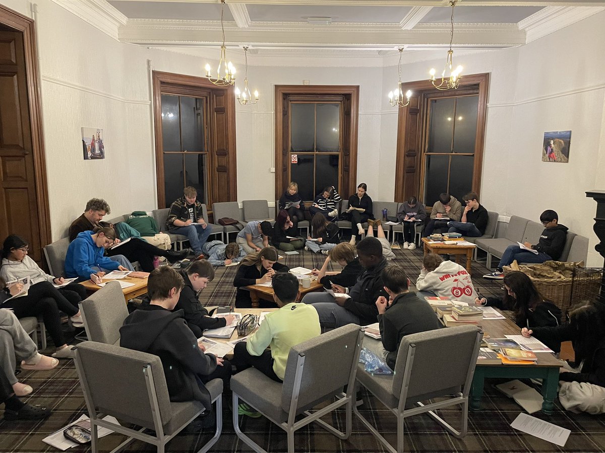 A stunning morning of reading in and responding to nature with poet Oliver Lomax for some while others developed the world and structure of a play with theatre-maker Ben Cain. + Scenes from last night’s writing focused on how we place our perspectives and purpose in writing.