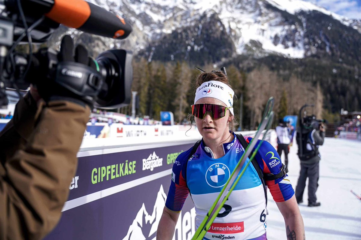 Herbert Cool (@coolherbert) on Twitter photo 2 individuele wedstrijden dit seizoen, 2x was Jeanmonnot de beste. Dit WK wacht ze nog op haar eerste, eigen WK-medaille. Wordt vandaag de dag?
15km dames LIVE om 14:50u op E1 en <a href="/hbomaxnl/">HBO Max Nederland</a> 2 individuele wedstrijden dit seizoen, 2x was Jeanmonnot de beste. Dit WK wacht ze nog op haar eerste, eigen WK-medaille. Wordt vandaag de dag?
15km dames LIVE om 14:50u op E1 en <a href="/hbomaxnl/">HBO Max Nederland</a>