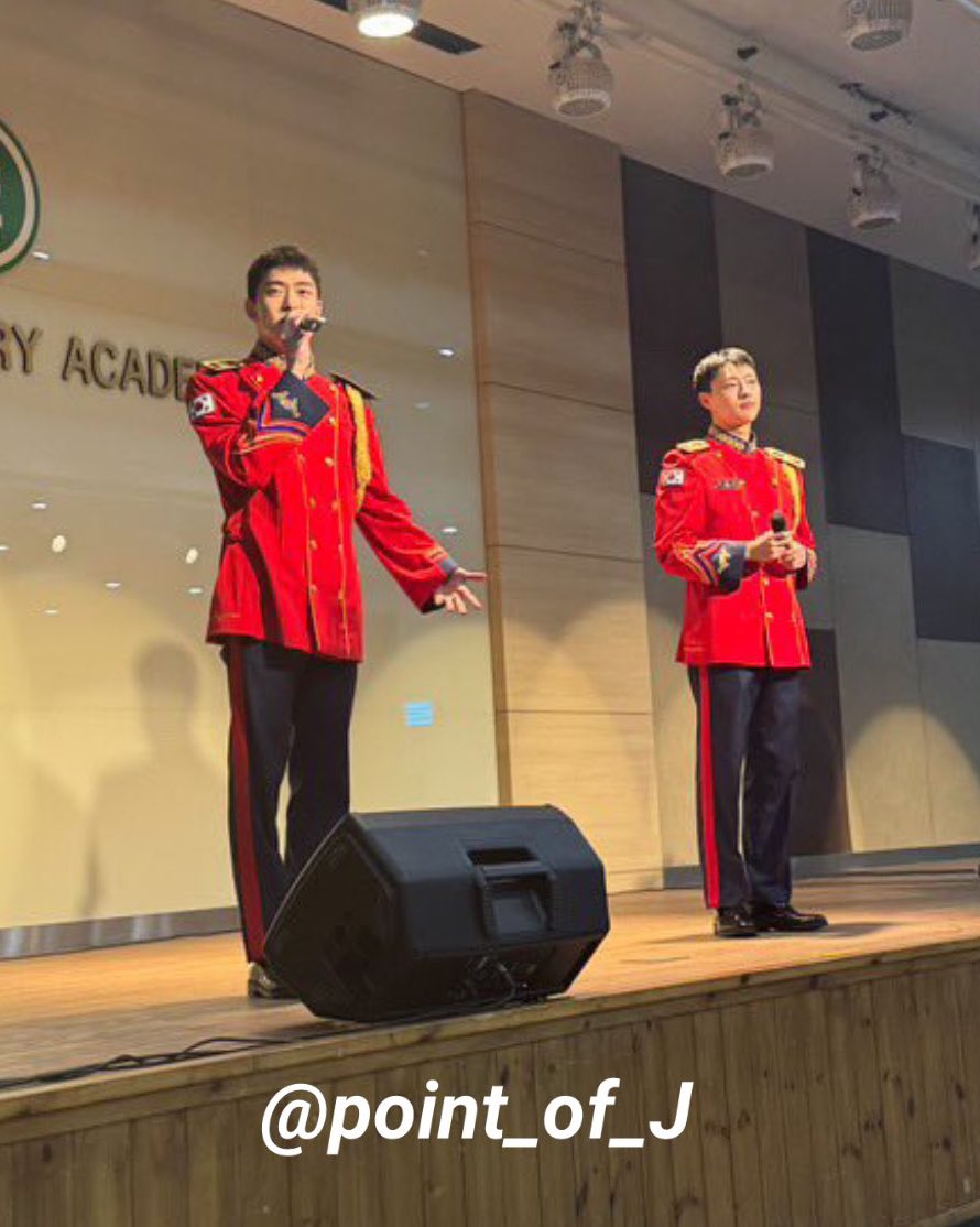 นี่ล่ะๆๆ แจฮยอนซึงยอนประกบกันละ สุดหล่อ kma