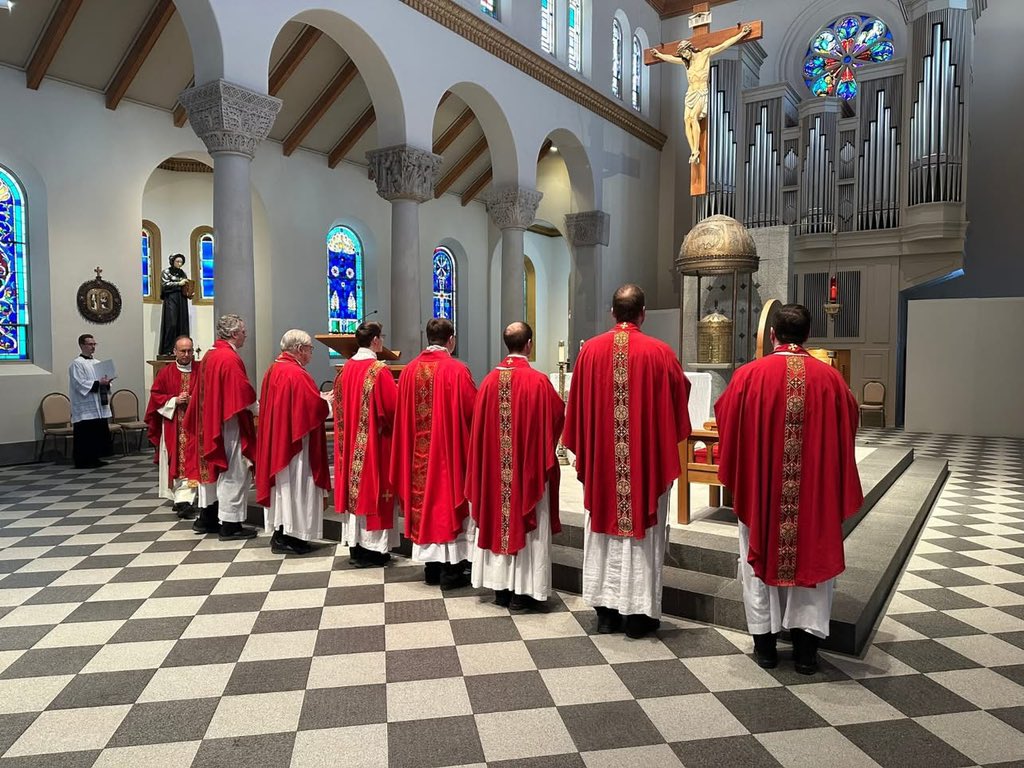 𝐀𝐮𝐠𝐮𝐬𝐭𝐢𝐧𝐞 𝐌𝐚𝐫𝐢𝐨 tweet media