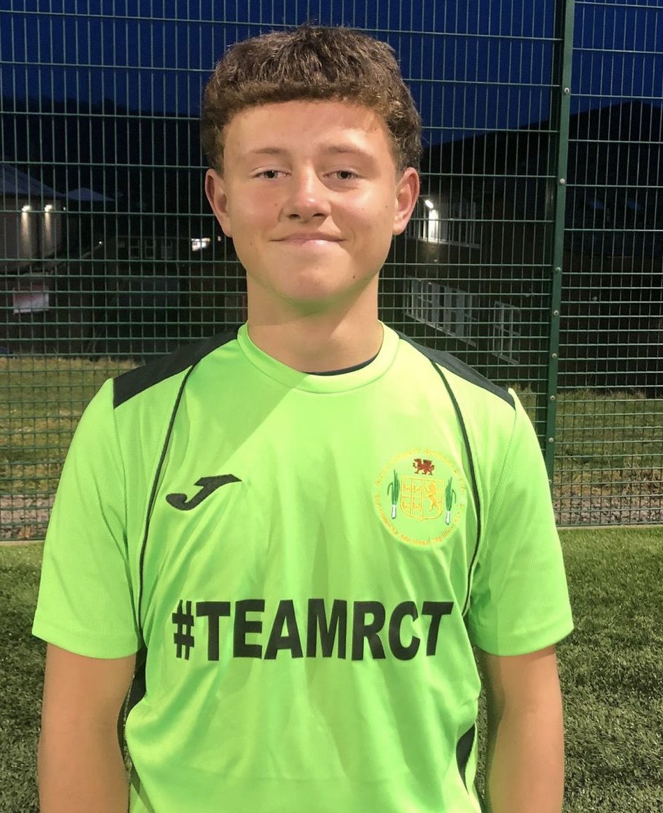 RCT Schools FA (@rctsfa) on Twitter photo Huge congratulations to Harrison who has been selected for the <a href="/WSFA_InterAssoc/">WSFA County/Regions</a> U14Bs National Squad
All at the Association would like to wish Harrison the very best of luck for the upcoming fixture programme
#teamrct
<a href="/CNSRCT/">Cardinal Newman RCT</a> Huge congratulations to Harrison who has been selected for the <a href="/WSFA_InterAssoc/">WSFA County/Regions</a> U14Bs National Squad
All at the Association would like to wish Harrison the very best of luck for the upcoming fixture programme
#teamrct
<a href="/CNSRCT/">Cardinal Newman RCT</a>