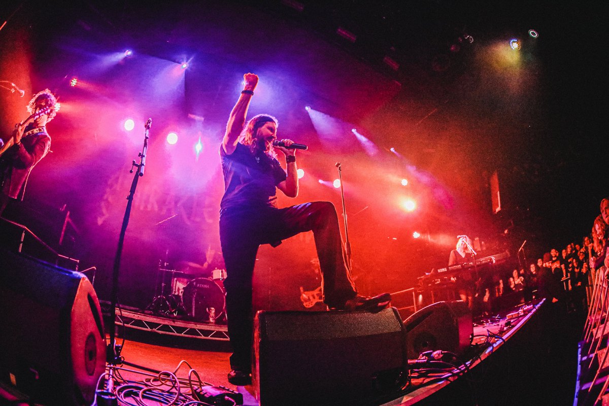 miracleofsound's tweet image. What a magical night. Returning to the stage after a decade away to play a sold out show to our megafans.

We had you guys fly in from all over the world; Canada, The Philippines, the US, Japan, all over Europe...

I am so glad it all went so well, I was a nervous wreck…