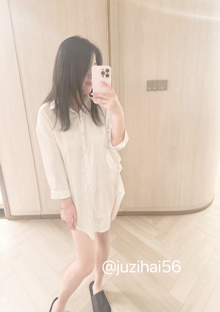 福利姬橘子海分享的黄推图片2 - 网红私拍内容