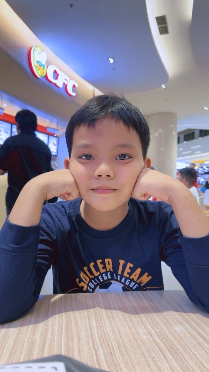 Ustadz_Ahong's tweet image. Dicari anak hilang. Namanya Zafran.

Tidak ada kabar sepulang sekolah SDN 03 Pondok Petir, Depok, siang ini. Masih make baju sekolah, sepedanya hijau. Terkahir ada yang ngeliat di daerah Curug. Barangkali ada yang nemuin, tolong DM ke saya atau nomor 
085810072000.