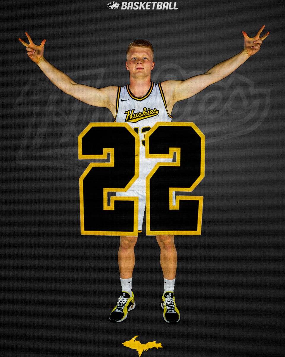 Earning national recognition checking in at No. 22 in the latest <a href="/NABC1927/">NABC</a> Poll!

#FollowTheHuskies
