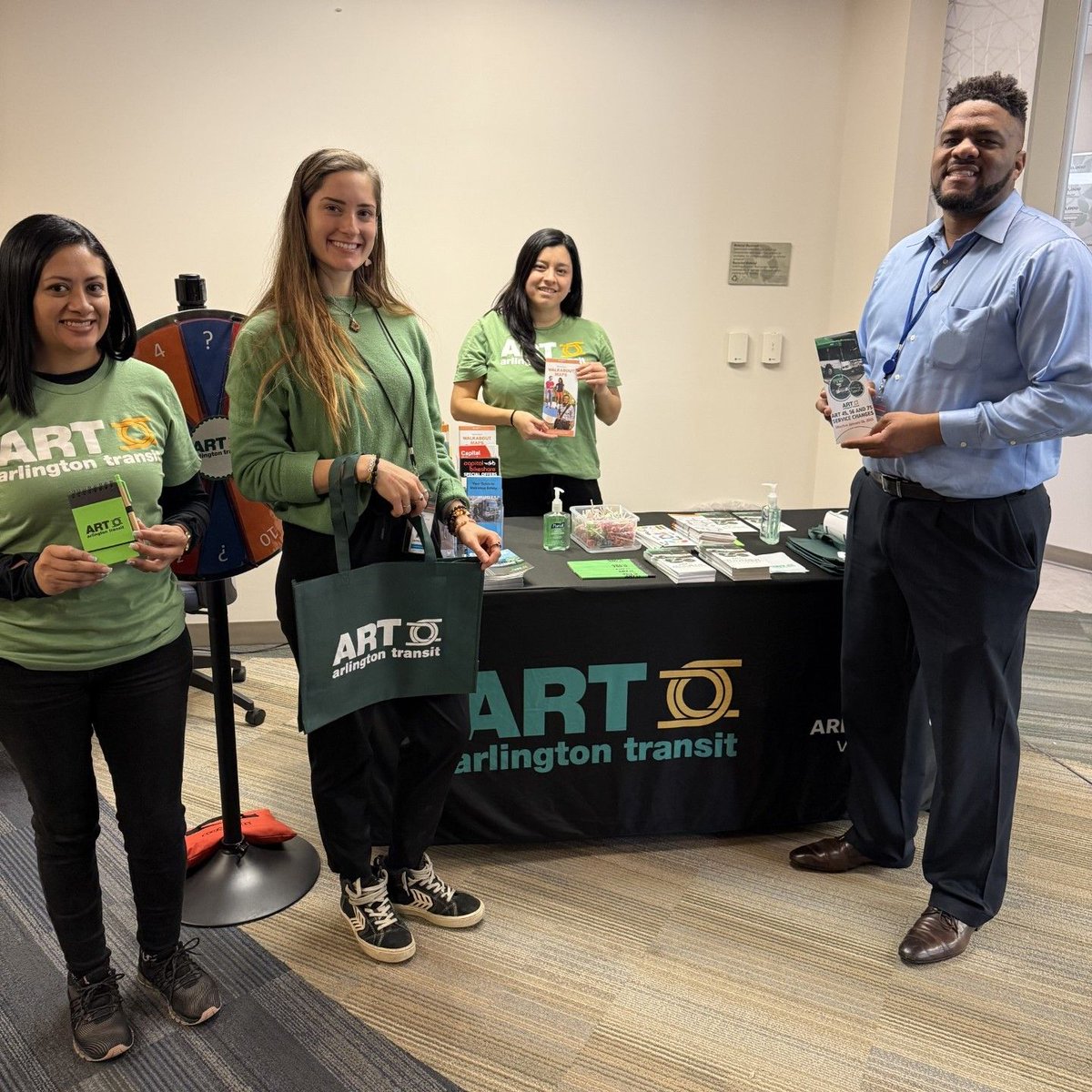 We’re so grateful to <a href="/ART_Alert/">ART Alert</a> for stopping by Arlington Free Clinic to host a community outreach event! Their team shared resources and took the time to listen to patient feedback, helping ensure our community has access to reliable transportation options. Thank you ART team!