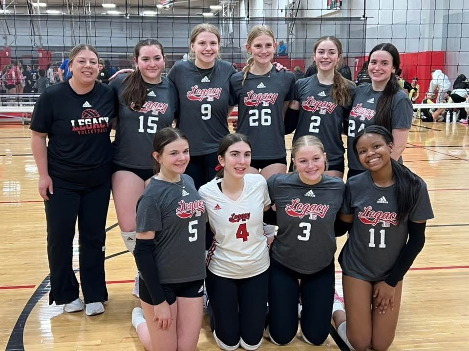 Legacy_Jrs's tweet photo. Great weekend in Omaha for our club!  
❤️🏐🖤
#playforher https://t.co/G60JgJZh7o