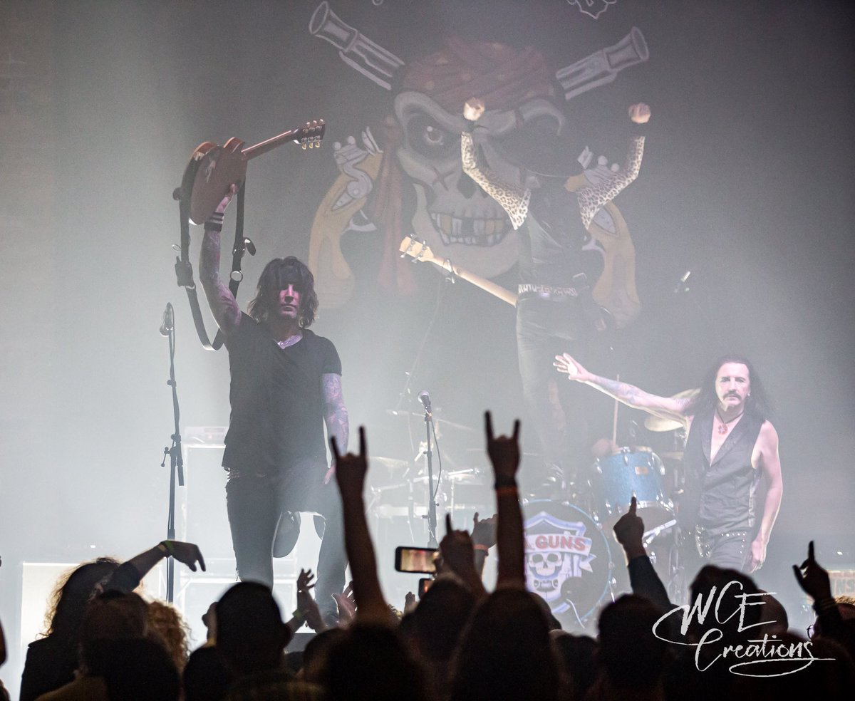 AlexDaleWCE's tweet photo. Fun @laguns crowd shot!
#concertfun #crowdshot #laguns #acevonjohnson #phillewis #johnnymartin #hornsup #myphoto #wcecreations #wordscantexplain #canonphotography #concertphotography #livemusic #rocknroll #gigphotography #bandphotography https://t.co/TBSNcAyMBh