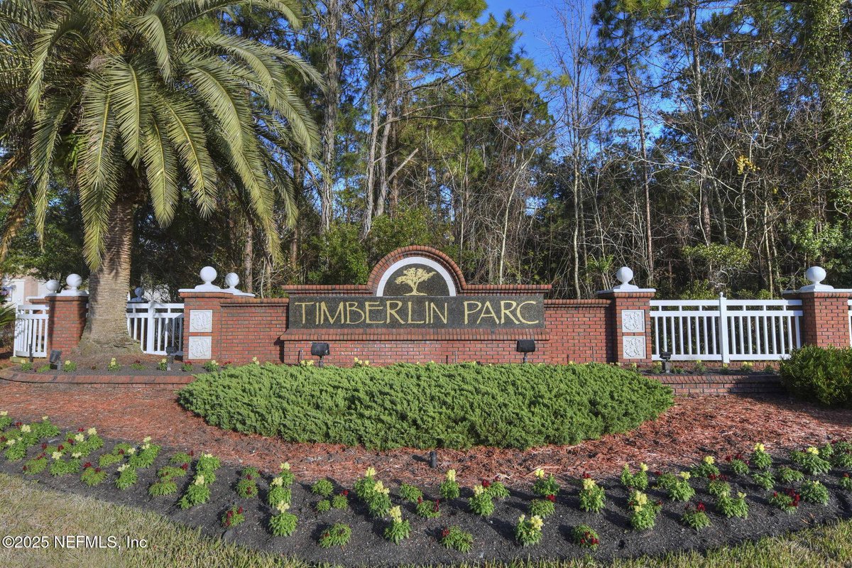 ResultsWithRick's tweet photo. New Listing Price: $180,000
**SELLER WILL PAY 1 YEAR CONDO FEES WITH ACCEPTED OFFER***
7701 TIMBERLIN PARK BLVD #1638, Jacksonville, FL 32256 is a fantastic property with 2 bedrooms and 2.0 bathrooms.
See more here: https://t.co/zKuTSIuEn3 https://t.co/UMBIKeyqbs