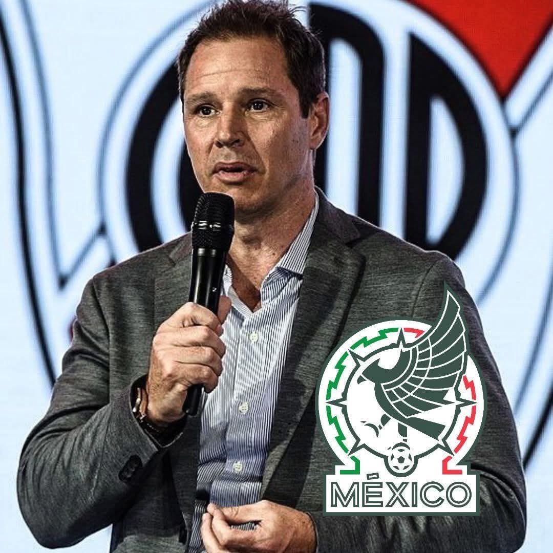 A MEXICO LE PEDIMOS 15 MILLONES DE DOLARES PARA UN PARTIDO Y ACEPTARON😲 (J.Brito Presidente de River)

"Cuando los directivos de la selección mexicana se acercaron la verdad no teníamos ganas de hacer el partido con ellos ya que pensamos que no tenían el nivel suficiente para