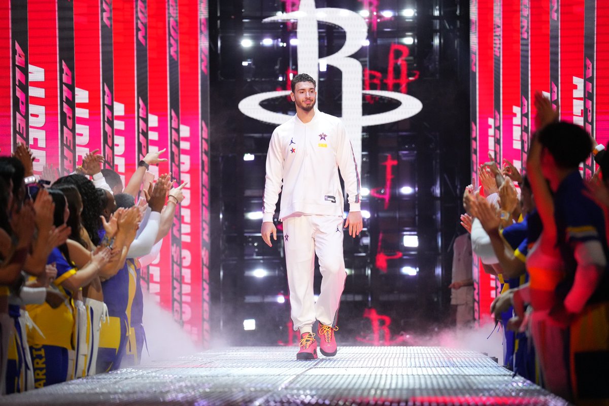 From dreaming it to living it… but I’m still hungry. Appreciate all the support—now let’s get back to business! 🚀⭐️