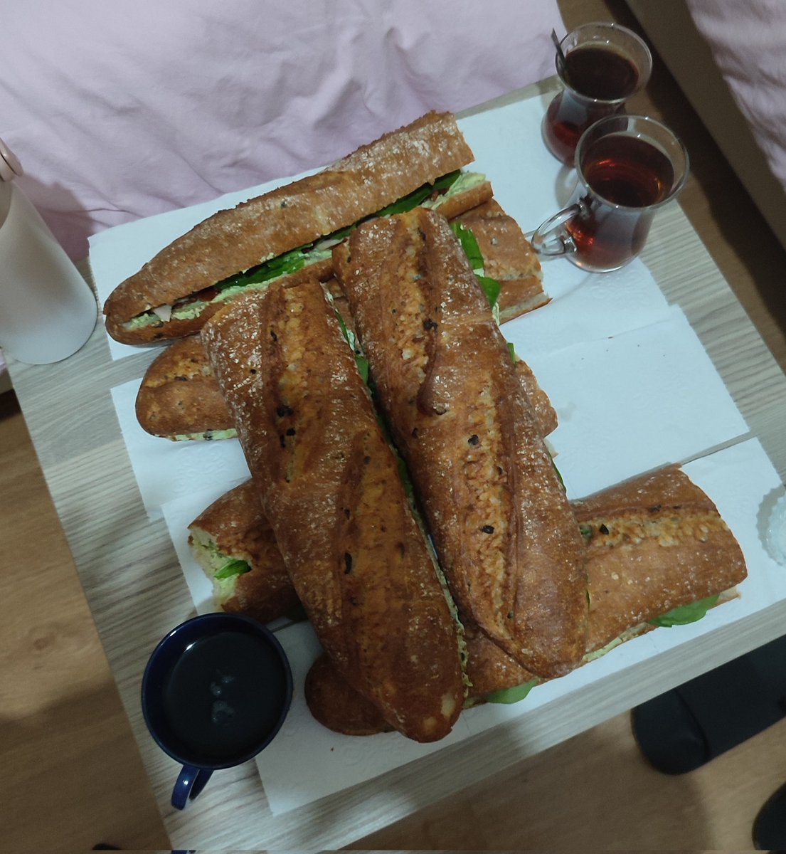 simdi bu 6 kisilik ogunu 3 kisi gomucez