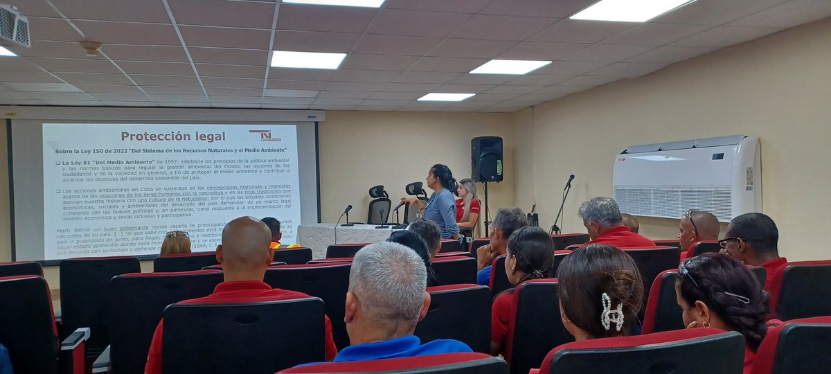 Alex_Rojas_H's tweet image. Día de Preparación de Cuadros y Reservas en @MoaNickel1994, con el tema de los RECURSOS NATURALES Y EL MEDIO AMBIENTE. Se debatió a profundidad el marco legal regulatorio en la materia, por su impacto en la industria cubana del #Níquel. 
#FormaciónQueTransforma