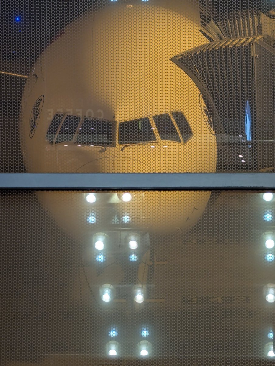 aldomacair's tweet photo. ✈️✈️ #K37 #CDG #HND #AF274 #FGSQB 777-300 ✈️✈️ 😍 https://t.co/t2HnxbcNdV