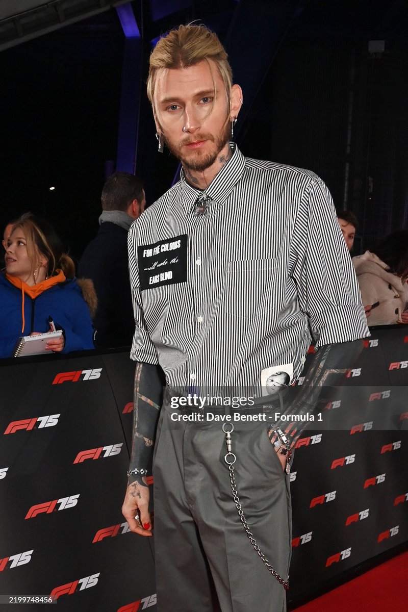 mgk__italia's tweet photo. • @machinegunkelly attends F1 75 Live at The O2 Arena #F175LIVE https://t.co/K1PLBcRspg