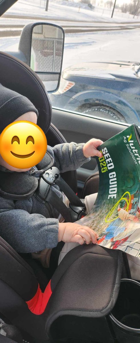RathwellLauren's tweet photo. Didnโt have a book available for my son so I gave him the next best thingโฆ Nutrien Ag 2025 Seed Guide!
#provenseed #nutrienag #ag #teachthemyoung
@NutrienAg_SAB @ProvenSeed @NutrienAgCda https://t.co/LTaM2vX0m2