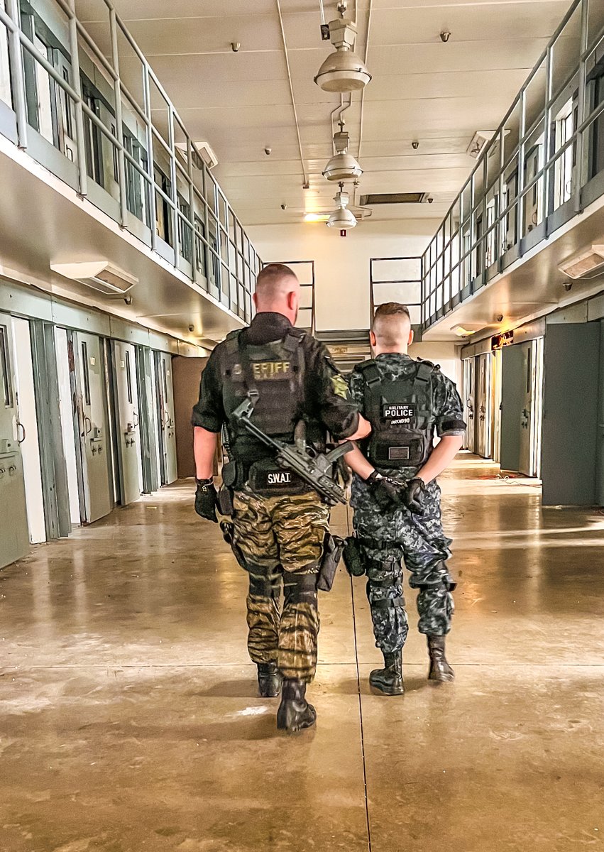 I'm glad you messed up. The prisoners are going to love you when they find out who you are. With <a href="/Droid901/">Droid90</a>