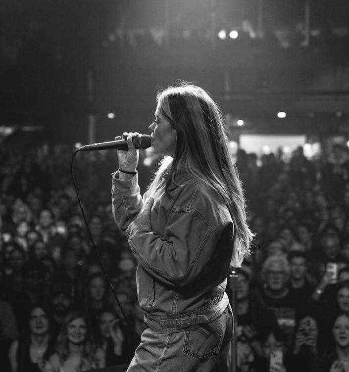 🚨| Ber’s debut album is expected to have a tracklist with songs and an album cover! (new info!!)