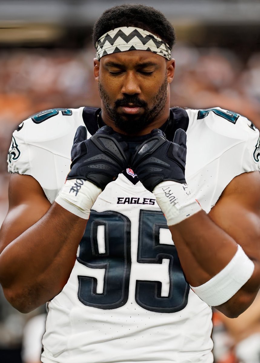 NFLGrandheer's tweet image. BREAKING RUMOR: #Browns and #Eagles are in "advanced talks" to send Myles Garrett, Deshaun Watson and Greg Newsome to Philadelphia in exchange for Cooper DeJean and three 1st round picks. A potential blockbuster for the super bowl champs.