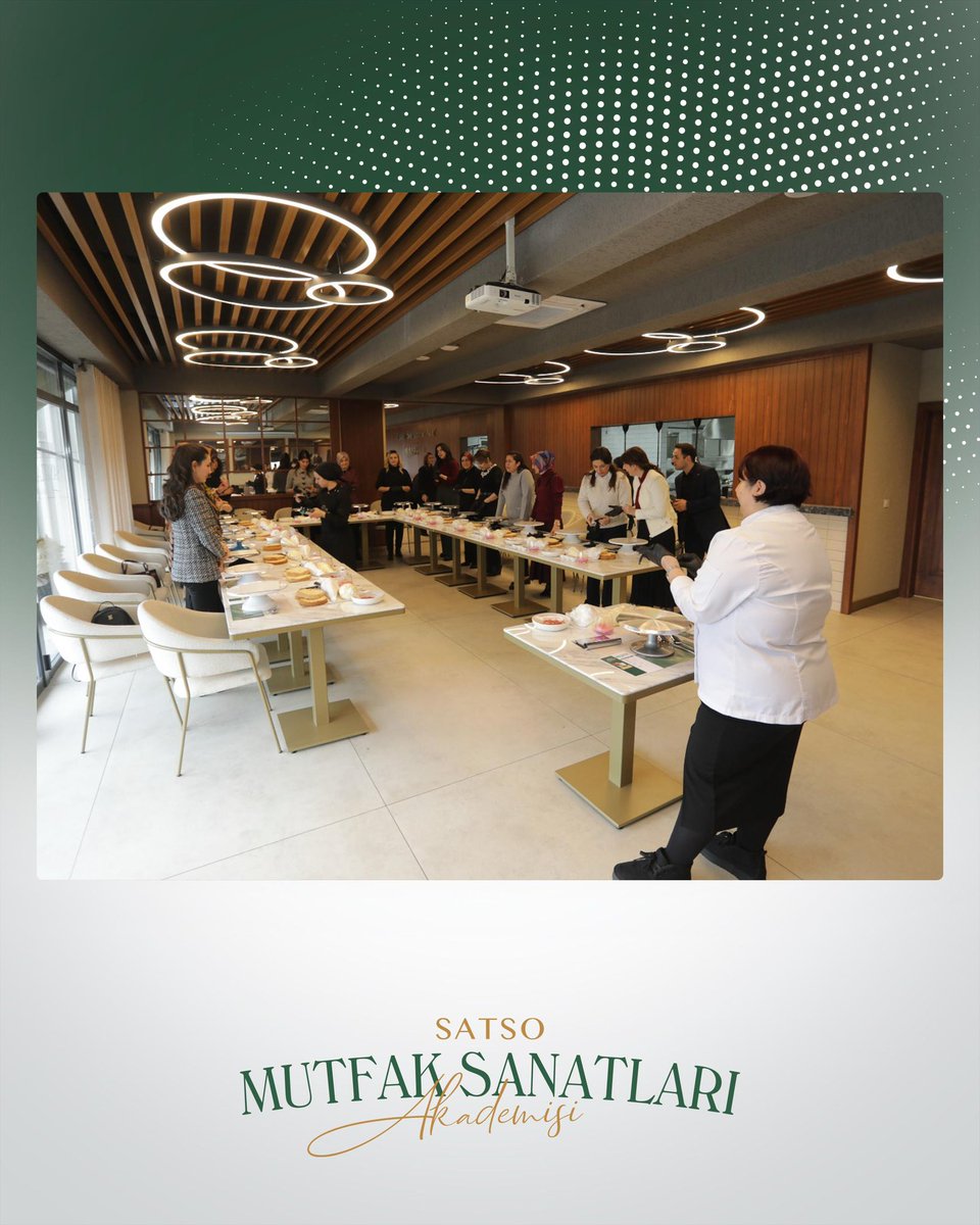 satsomsa's tweet photo. Sakarya Valisi Rahmi Doğan'ın eşi Gülden Gülüzar Doğan hanımefendi ile Sakarya Vali Yardımcılarının Eşleri ve Kaymakam Eşlerinin katılımıyla pasta yapımı atölye etkinliği gerçekleştirildi. https://t.co/ZNg65wicsJ