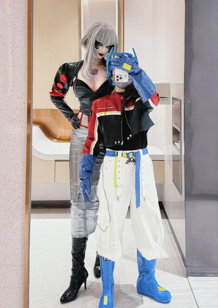 08巨女与男大😈
meg（194）op（170）
#Transformers #opmeg #TransformersAnimated